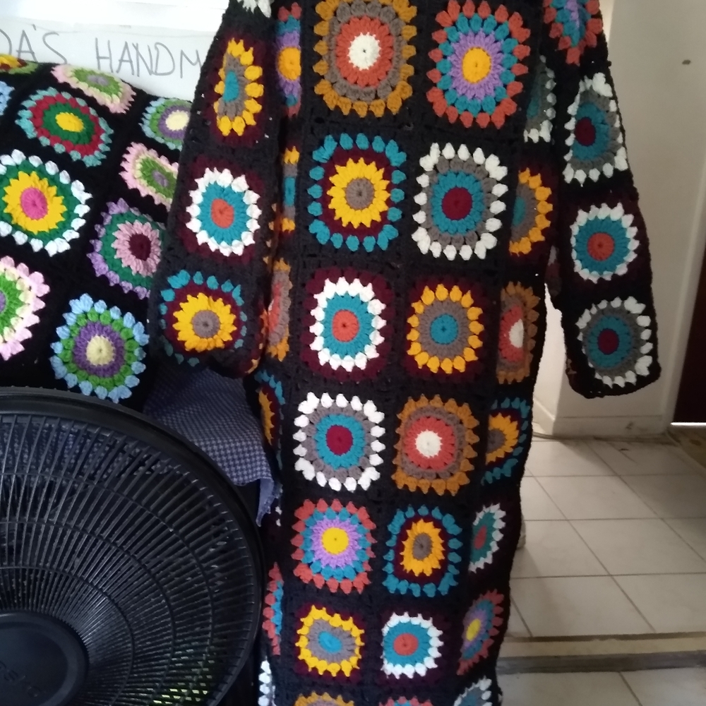 Granny square sunflower cardigan - Picture 5 of 7